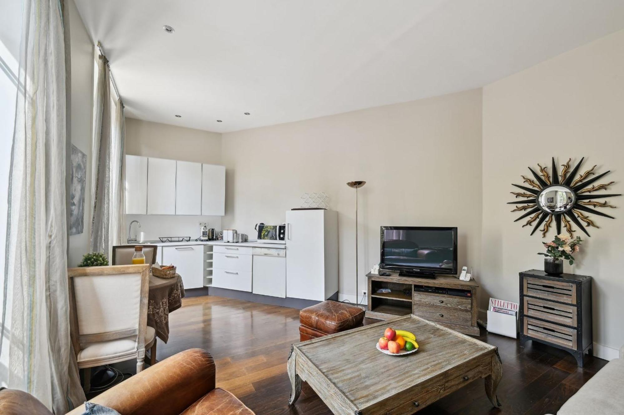 Champs-Elysees & Arc De Triomphe - Cityapartmentstay Paris Eksteriør bilde