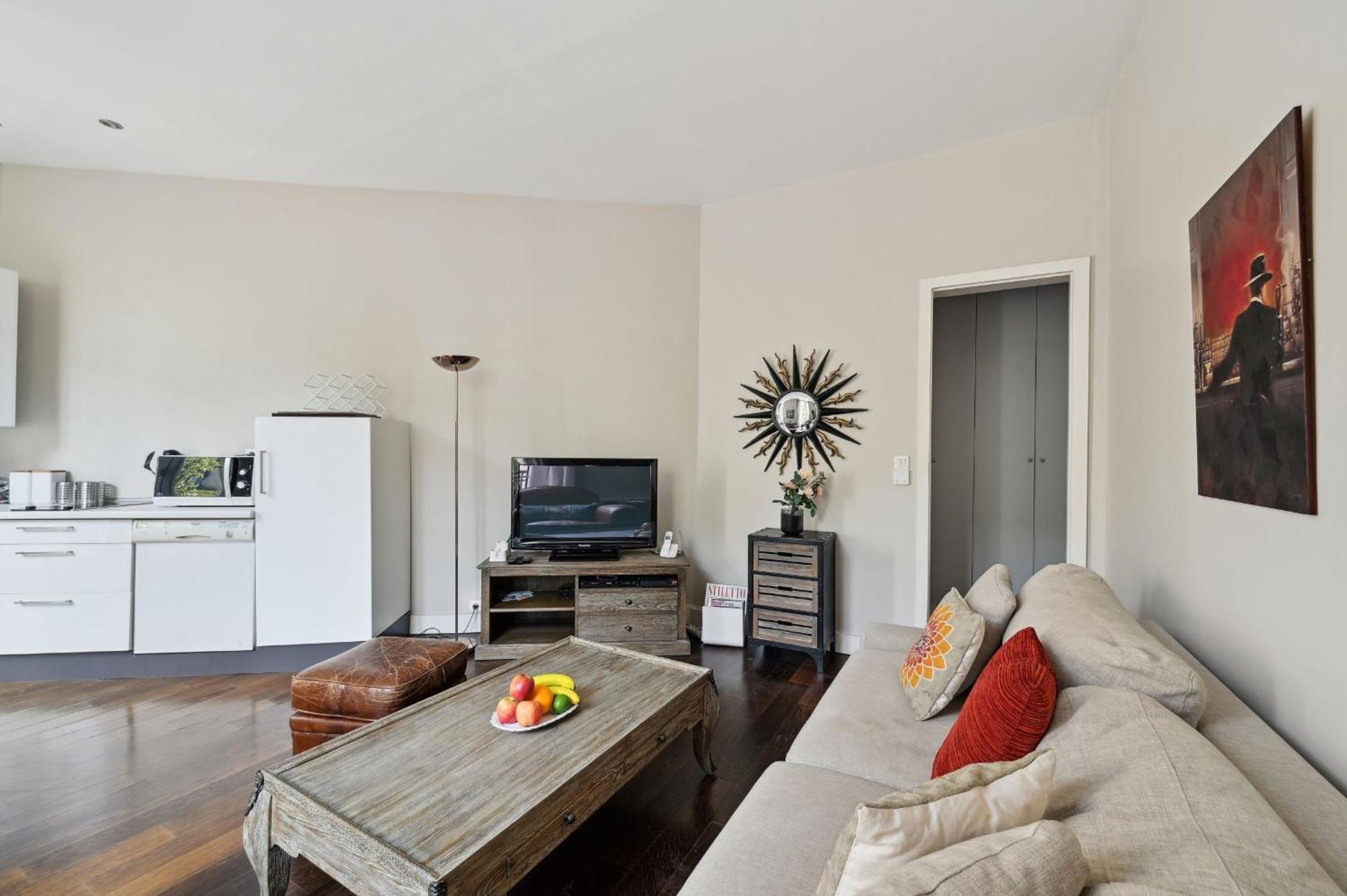 Champs-Elysees & Arc De Triomphe - Cityapartmentstay Paris Eksteriør bilde